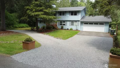 7733 Redstart Dr SE, Olympia, WA 98513
