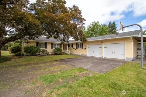 1015 W Fifth St, Centralia, WA 98531