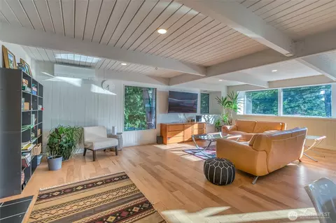 Living - 617 Buckhorn Rd, Eastsound, WA 98245 photo 2 of 2