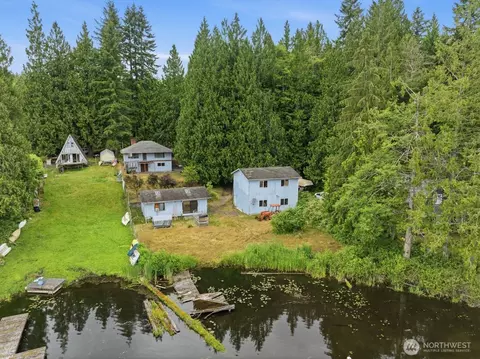 829 SW Lake Roesiger Rd, Snohomish, WA 98290