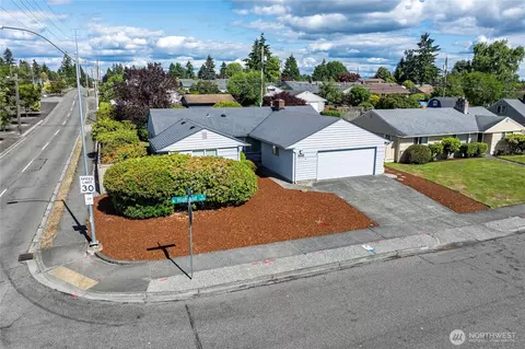 1845 N Highland St, Tacoma, WA 98406