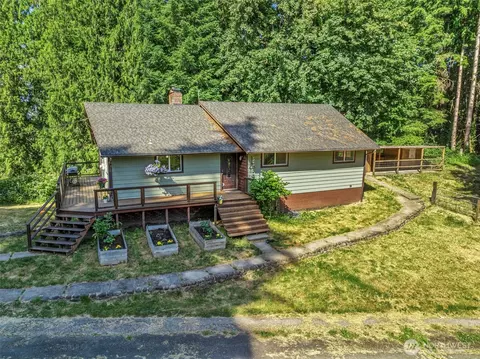 4212 Westside Hwy, Castle Rock, WA 98611