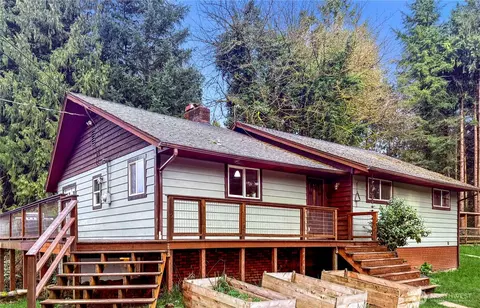 4212 Westside Hwy, Castle Rock, WA 98611