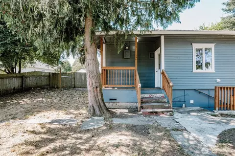 Exterior - 3714 22nd St, Everett, WA 98201 photo 7 of 20