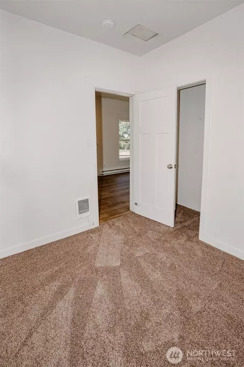 Bedroom - 3714 22nd St, Everett, WA 98201 photo 4 of 4