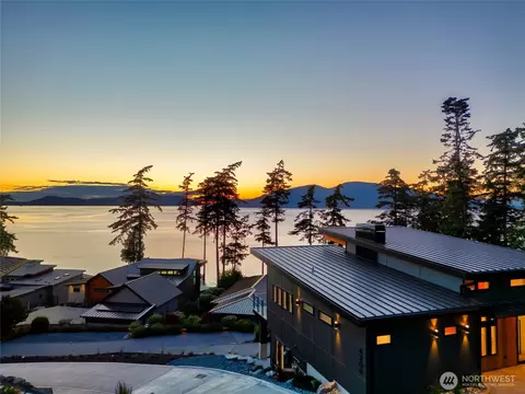 4209 Navigator Ln, Anacortes, WA 98221