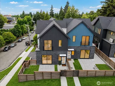 18603 104th Ave NE #A, Bothell, WA 98011