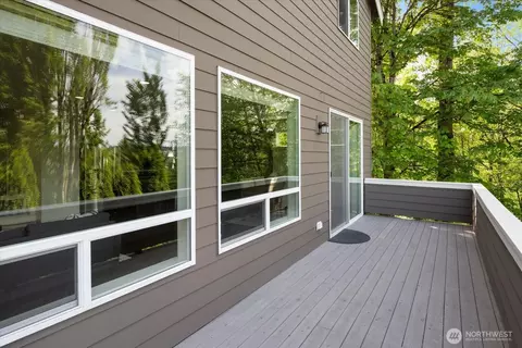 Exterior - 12102 NE 174th St #1, Bothell, WA 98011 photo 3 of 7