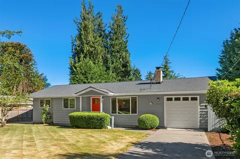 4910 NE 7th St, Renton, WA 98059