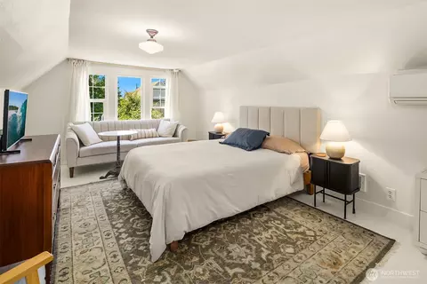 Bedroom - 1911 Rucker Ave, Everett, WA 98201 photo 2 of 3