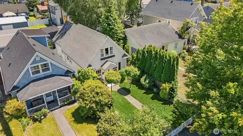 View/Area - 1911 Rucker Ave, Everett, WA 98201 photo 4 of 4