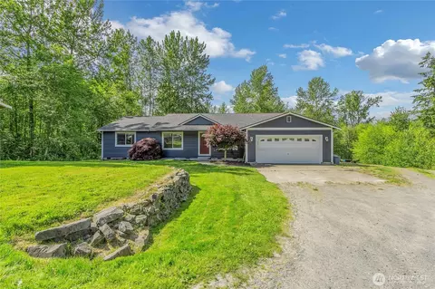 12311 Holtz Rd E, Eatonville, WA 98328