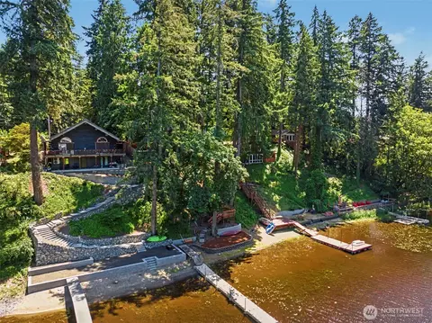 5633 Lake Saint Clair Dr SE, Olympia, WA 98513