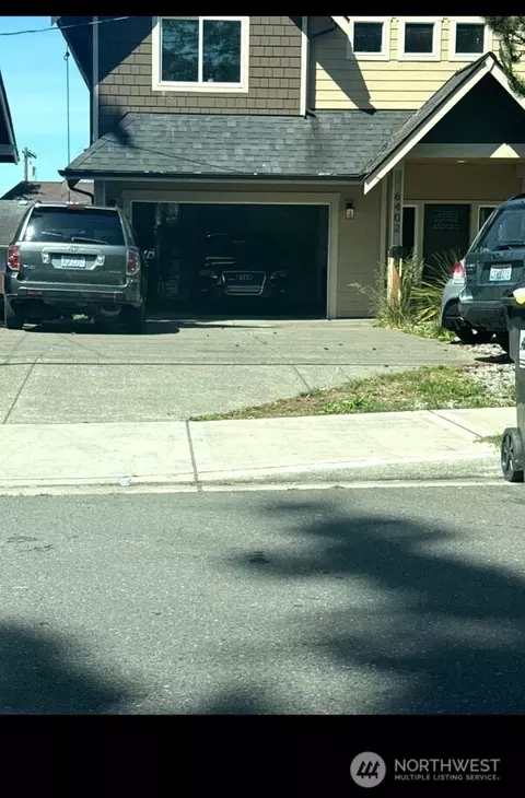 6402 S Park Ave, Tacoma, WA 98408