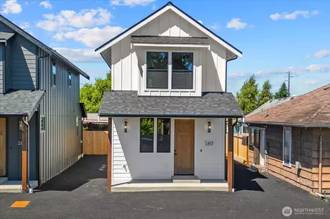 2817 25th St #B, Everett, WA 98201