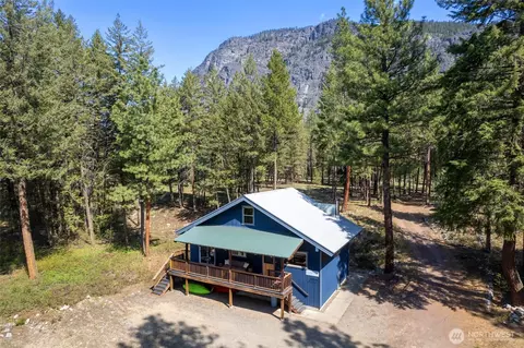 225 C Lost River Rd, Mazama, WA 98833