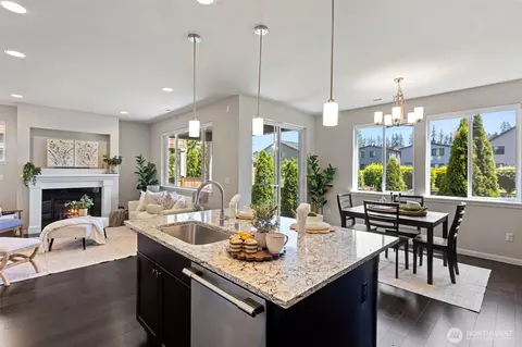 Kitchen - 17913 38th Dr #20, Bothell, WA 98012 photo 4 of 4