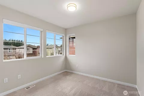 Bedroom - 17913 38th Dr #20, Bothell, WA 98012 photo 2 of 5