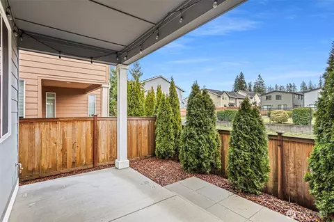 Exterior - 17913 38th Dr #20, Bothell, WA 98012 photo 3 of 4