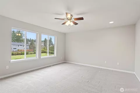 Living - 17913 38th Dr #20, Bothell, WA 98012 photo 4 of 4