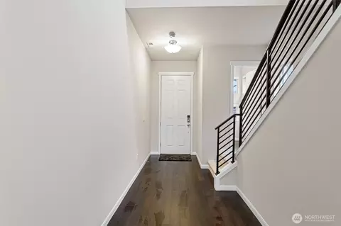 Entry Way - 17913 38th Dr #20, Bothell, WA 98012 photo 2 of 2