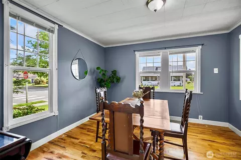Dining - 307 3rd St, Sultan, WA 98294 photo 4 of 4