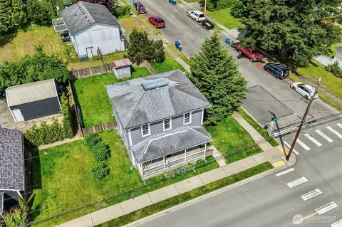 View/Area - 307 3rd St, Sultan, WA 98294 photo 4 of 6