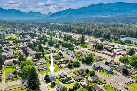 View/Area - 307 3rd St, Sultan, WA 98294 photo 5 of 6
