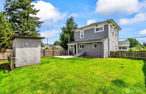 Exterior - 307 3rd St, Sultan, WA 98294 photo 3 of 6