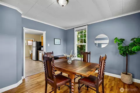 Dining - 307 3rd St, Sultan, WA 98294 photo 2 of 4