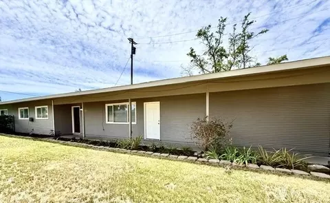 8944 Craw Ln, Moses Lake, WA 98837
