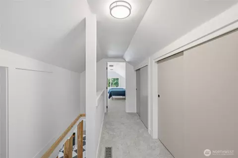 Entry Way - 11822 24th St E, Edgewood, WA 98372 photo 1 of 1