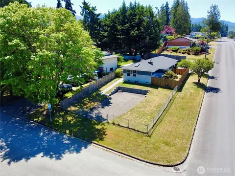 1105 S I St, Port Angeles, WA 98363