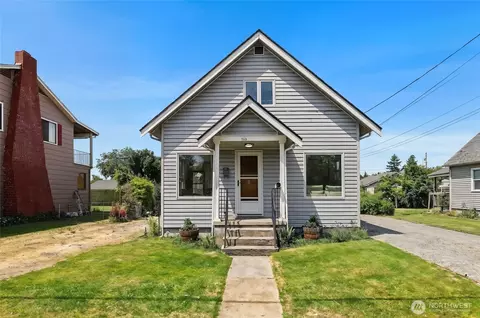 710 2nd St SW, Puyallup, WA 98371