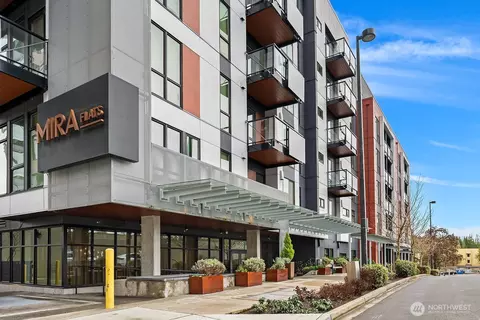 1085 103rd Ave NE #124, Bellevue, WA 98004