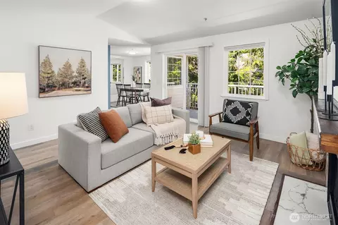 949 Aberdeen Ave NE #C309, Renton, WA 98056