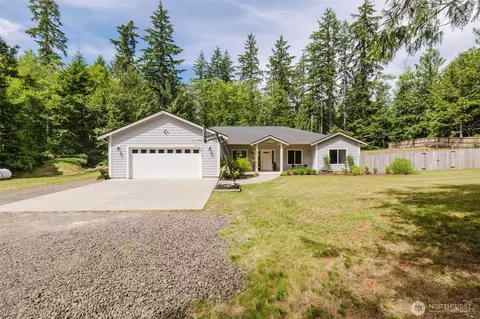 18713 NW Hintzville Rd, Seabeck, WA 98380