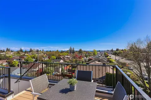 8328 24th Ave NW, Seattle, WA 98117