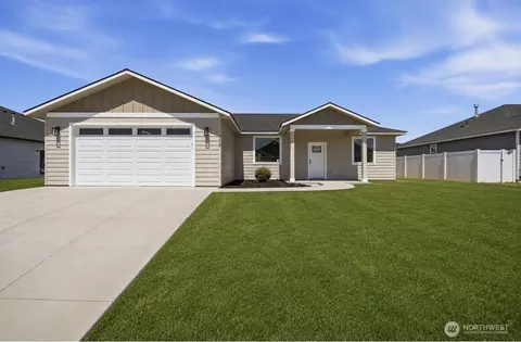 909 NE 6th Ave, Ephrata, WA 98823