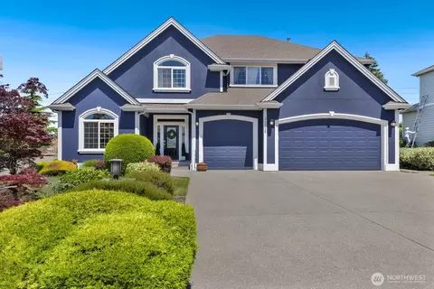 21715 31st St E, Lake Tapps, WA 98391