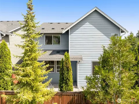 Exterior - 3802 196th Pl SE, Bothell, WA 98012 photo 2 of 4