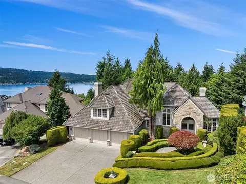 19524 SE 24th Pl, Sammamish, WA 98075