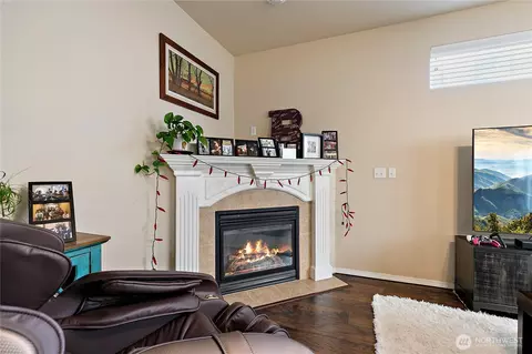 111 178th Street Ct E, Spanaway, WA 98387 photo 4