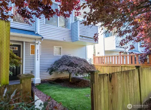 8520 Midvale Ave N #A, Seattle, WA 98103