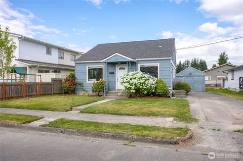 1909 Cleveland Ave, Mount Vernon, WA 98273