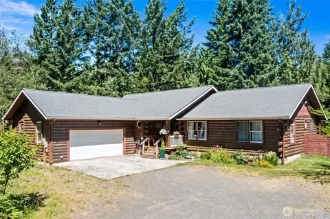 1350 E Webb Hill Rd, Union, WA 98592