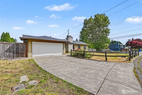 11450 SE 225th St, Kent, WA 98031