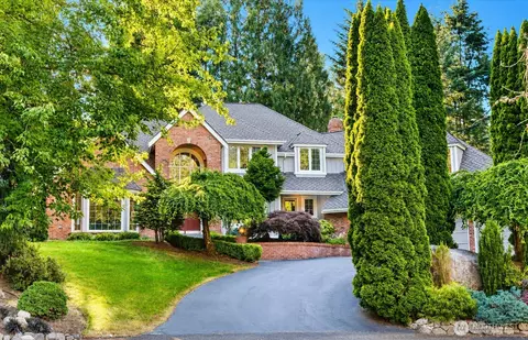 19862 NE 126th Pl, Woodinville, WA 98077