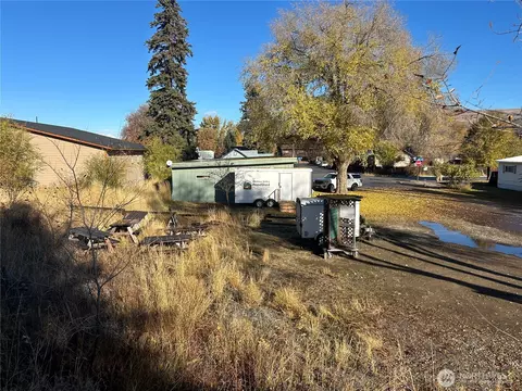 136 Johnson St, Twisp, WA 98856 photo 16