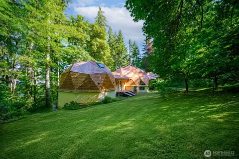 12 SE Oyster Beach Rd, Shelton, WA 98584